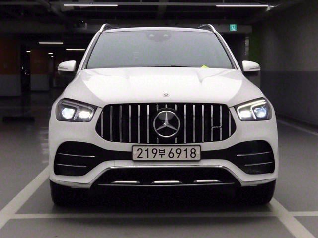 22633486_carP_l_1.jpg