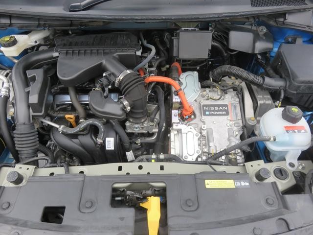 0400394A30261026W00217.jpg
