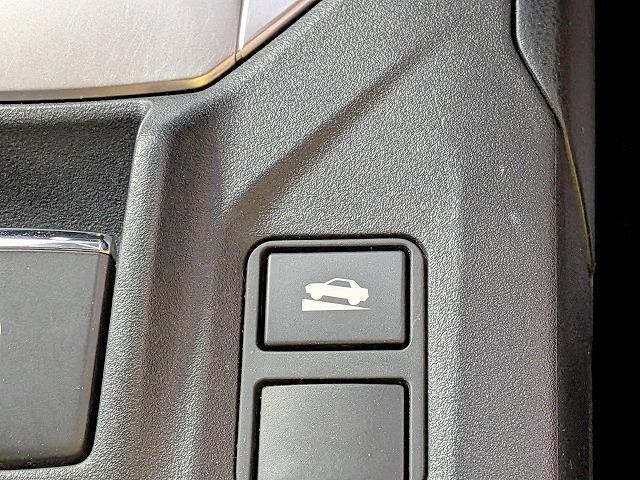 0560069A20260905W00109.jpg