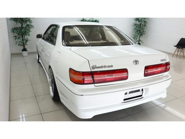 19850384_carP_l_4.jpg