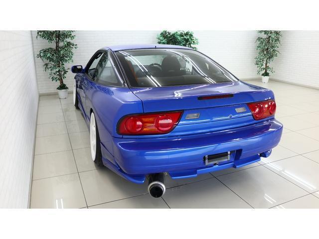 19976580_carP_l_4.jpg