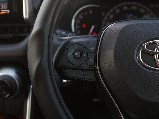 0509625A30260831W00213.jpg