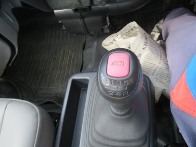 26028779_carP_l_2.jpg