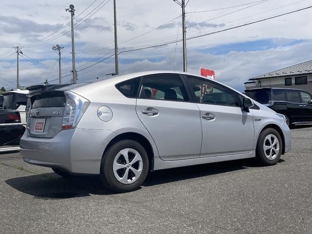 25440207_carP_l_3.jpg