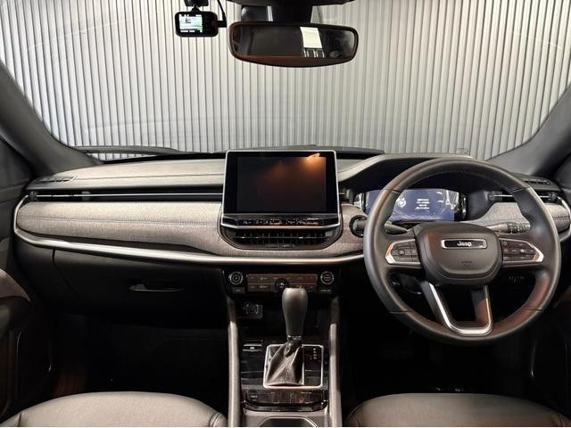26947405_carP_l_14.jpg