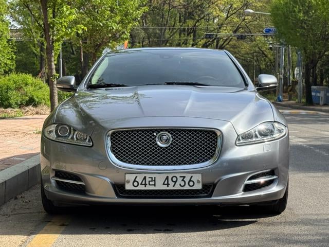 24112688_carP_l_1.jpg