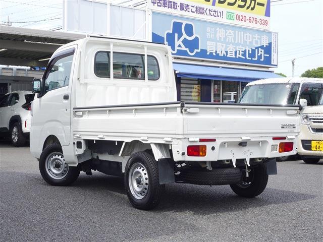 24625756_carP_l_4.jpg