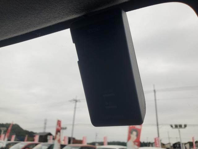 0520223A30261020W00318.jpg