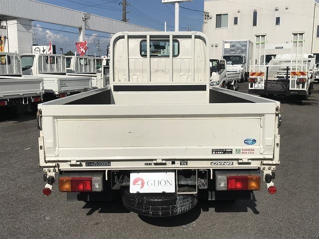 26085351_carP_l_14.jpg