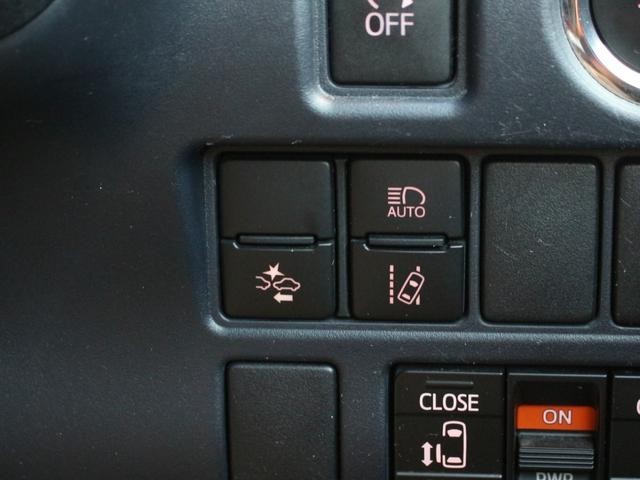 0520046A30260825W00404.jpg