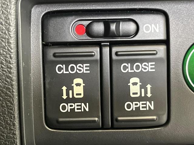 24581678_carP_l_15.jpg