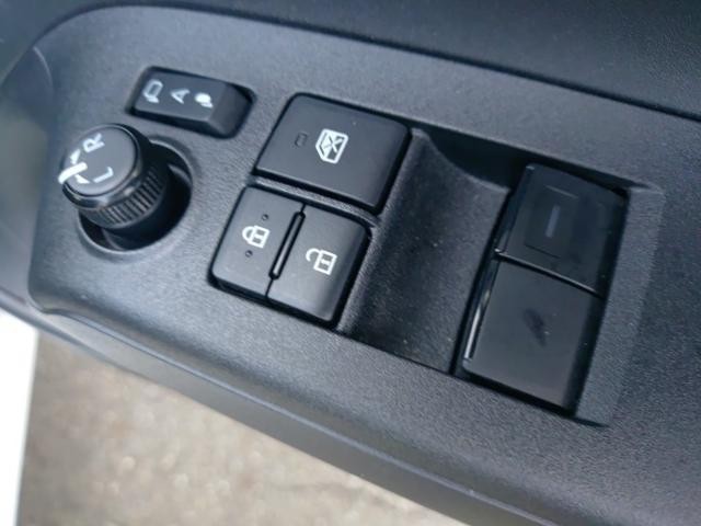 26843920_carP_l_8.jpg
