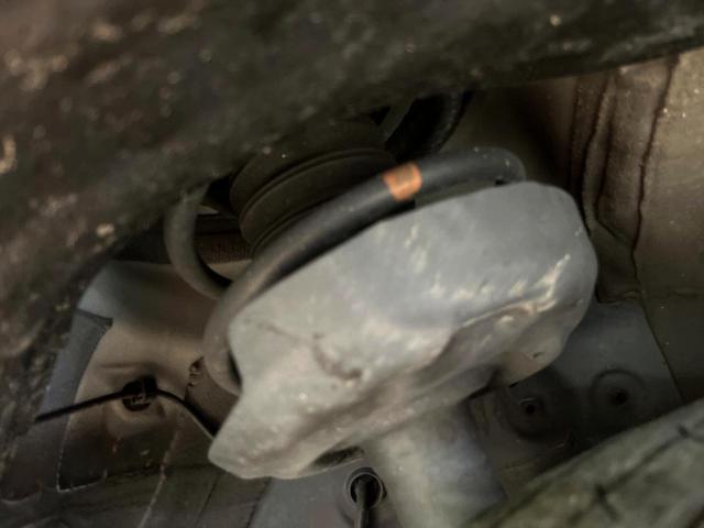 24111646_carP_l_20.jpg