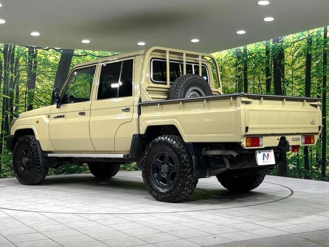 23771908_carP_l_11.jpg