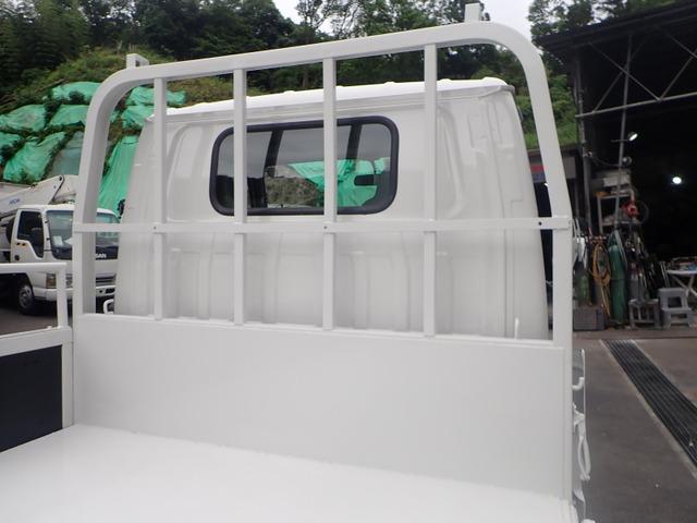 24301528_carP_l_16.jpg