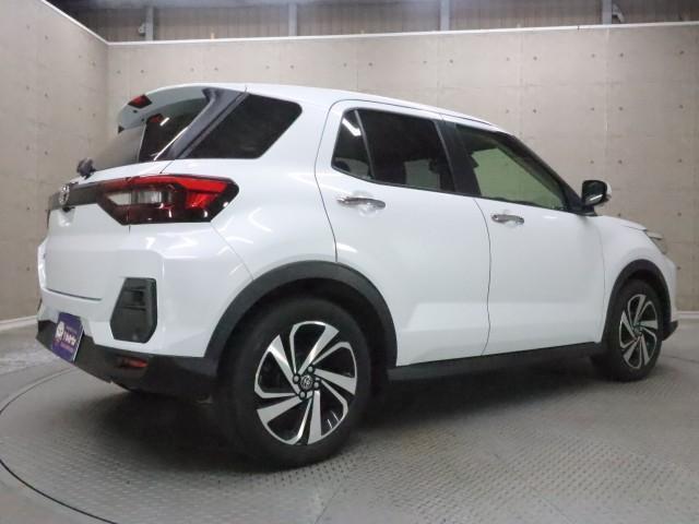 24720598_carP_l_3.jpg