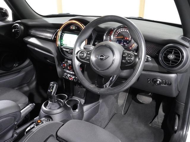 25918840_carP_l_11.jpg