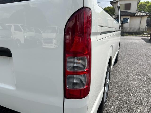 23359088_carP_l_8.jpg