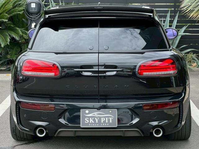 24179860_carP_l_16.jpg