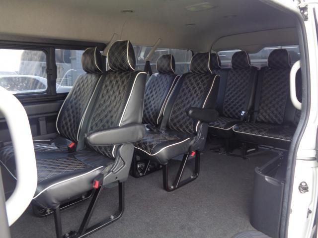 26169131_carP_l_4.jpg
