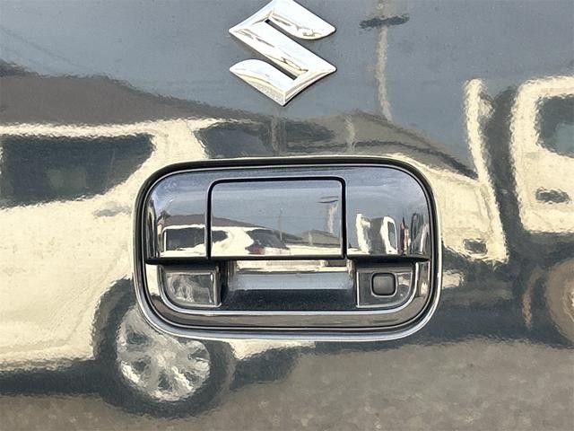0403509A30261020W00417.jpg