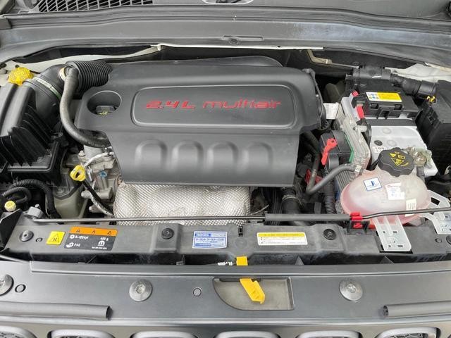 26751176_carP_l_11.jpg