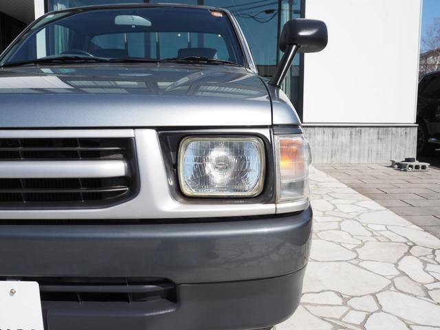 0310176A30260416W00213.jpg