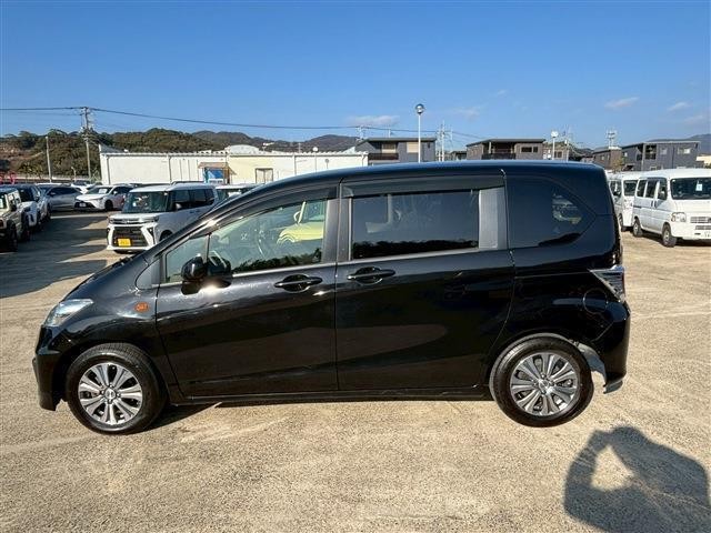 21970951_carP_l_5.jpg