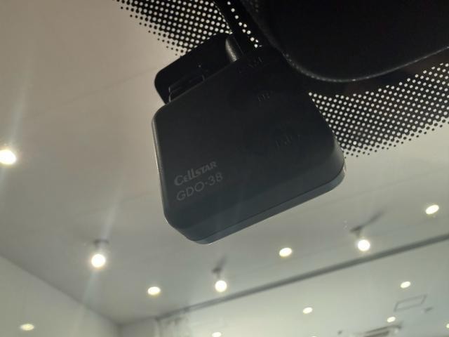 25611164_carP_l_7.jpg