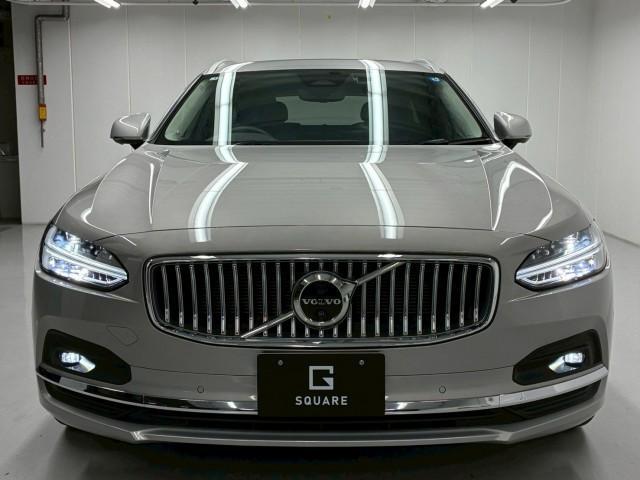 24090352_carP_l_18.jpg