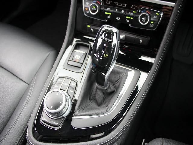 24079199_carP_l_2.jpg