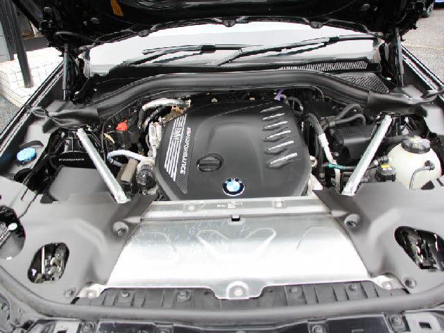 24079200_carP_l_4.jpg