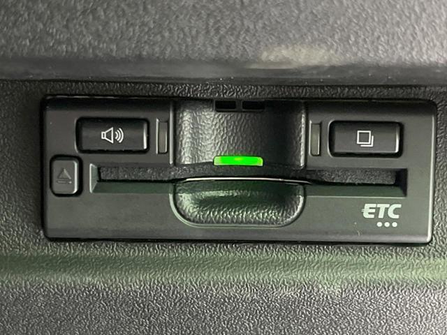24686018_carP_l_14.jpg