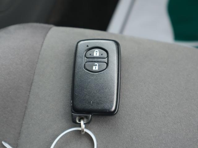 24456745_carP_l_2.jpg