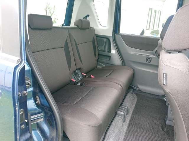 24197748_carP_l_8.jpg