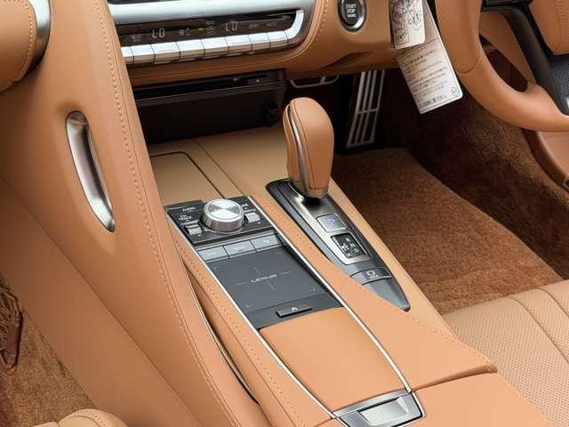 26317068_carP_l_18.jpg
