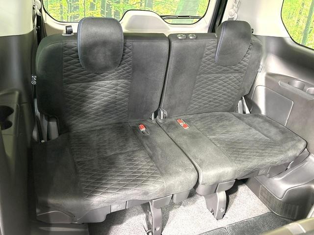 26023237_carP_l_6.jpg