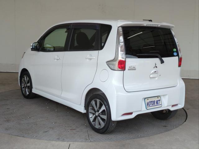24089612_carP_l_5.jpg