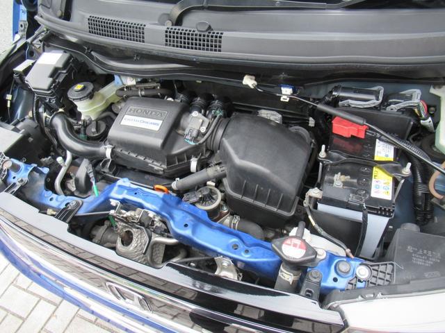 0703310A30260415W00102.jpg