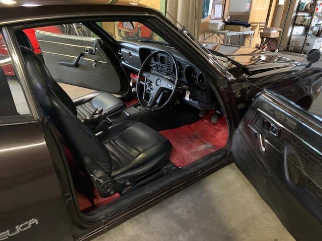 0801293A30260408W00104.jpg