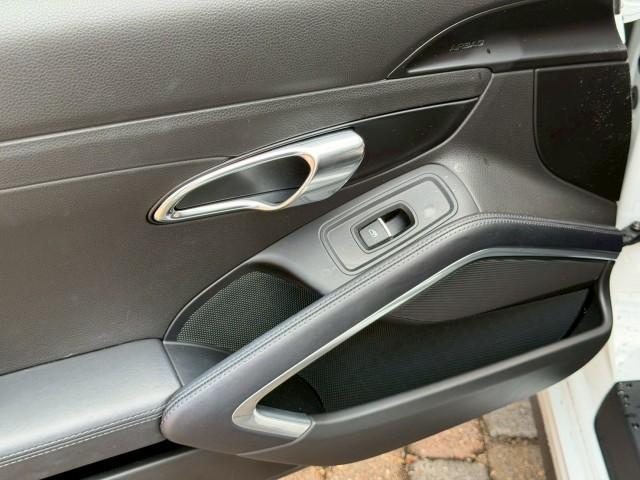24380094_carP_l_12.jpg