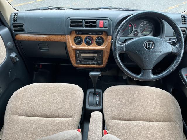 0900790A30260407W00117.jpg
