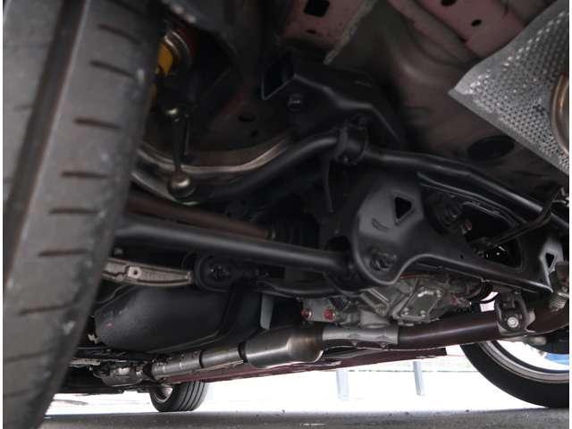 19719940_carP_l_2.jpg