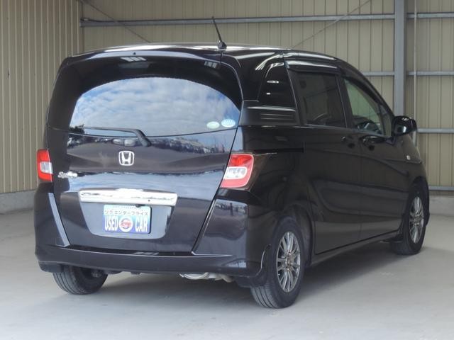 0403982A30261023W00105.jpg