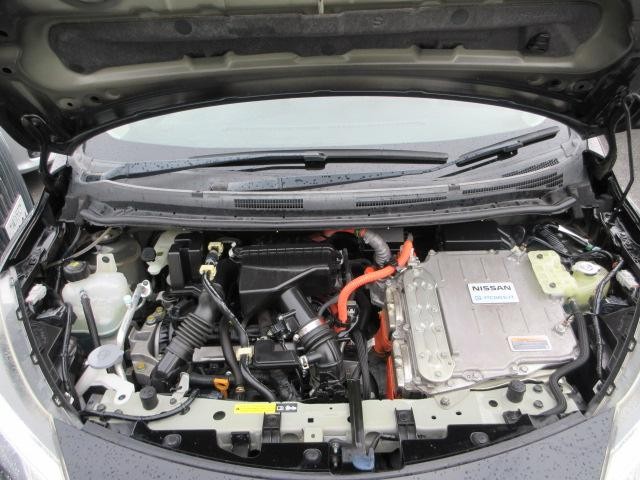 0540370A30261014W00703.jpg
