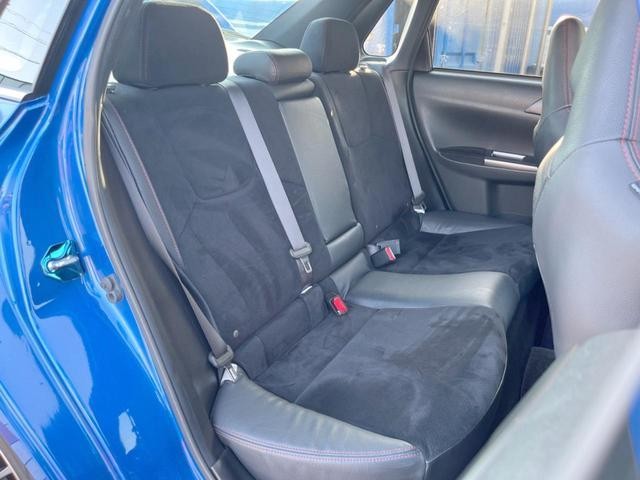 25096178_carP_l_6.jpg