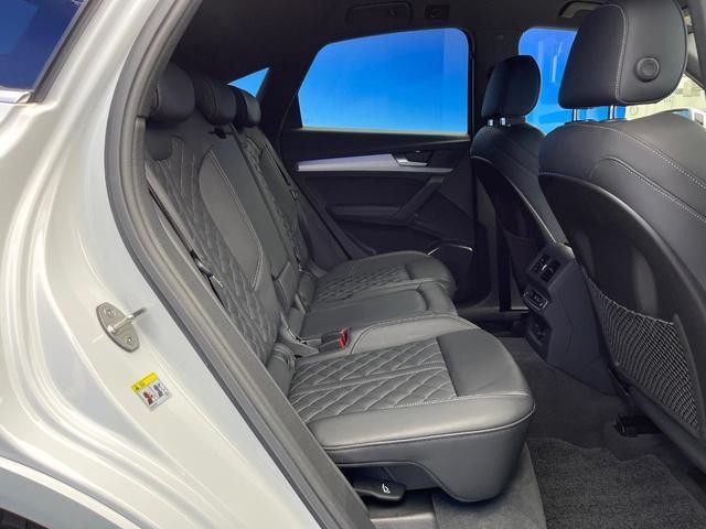 26402738_carP_l_2.jpg