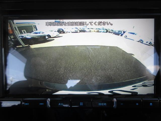 24112477_carP_l_17.jpg