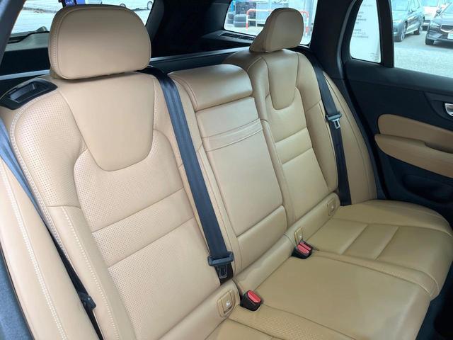 24401028_carP_l_8.jpg