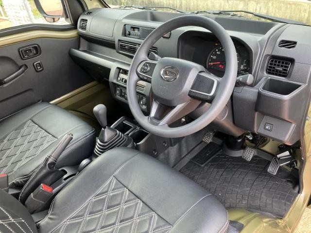 24906644_carP_l_4.jpg